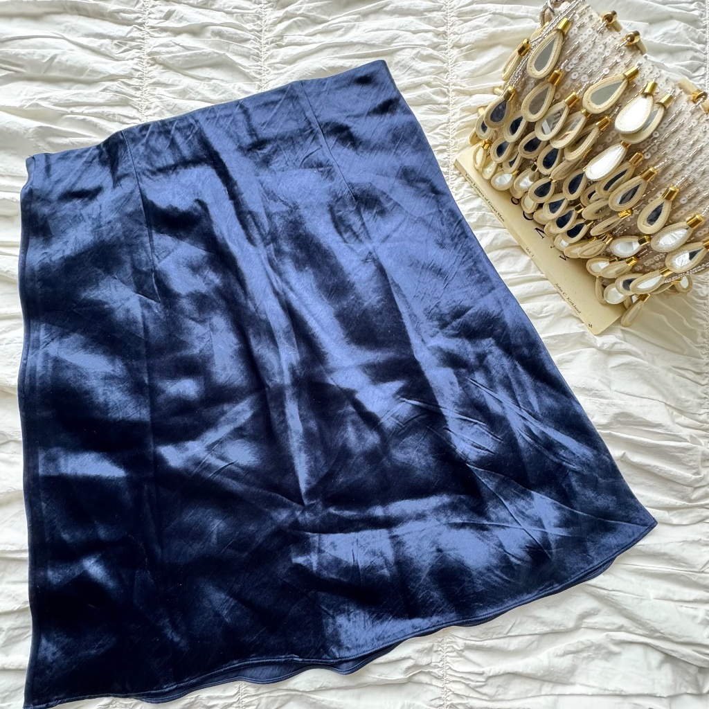 Aritzia. Satin Mini.